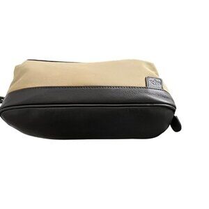 Dockers Canvas Travel Kit